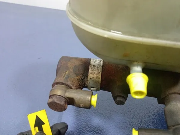 Bomba servo-freio Mercedes Vario OEM 0034303430 image 6