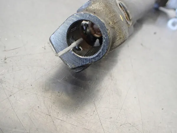 Universalgelenk der Lenksäule Renault Clio 4 Captur image 3