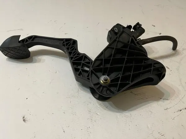 Kytkinpoljin OEM 1T1721059AK VW Caddy 3 2.0 SDI:lle image 3