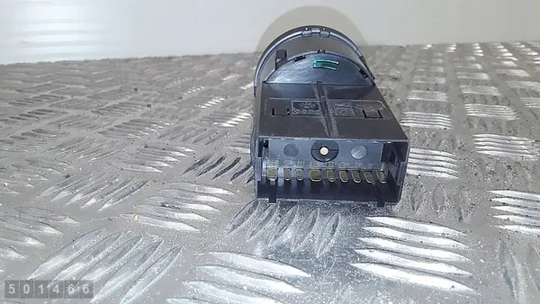 Brytare Audi A4 B6 2003 8e0941531a image 2