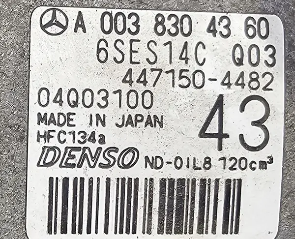 Alkuperäinen AC-kompressori Mercedes W242 W246 W176 C117 C118 X156 X118 image 2