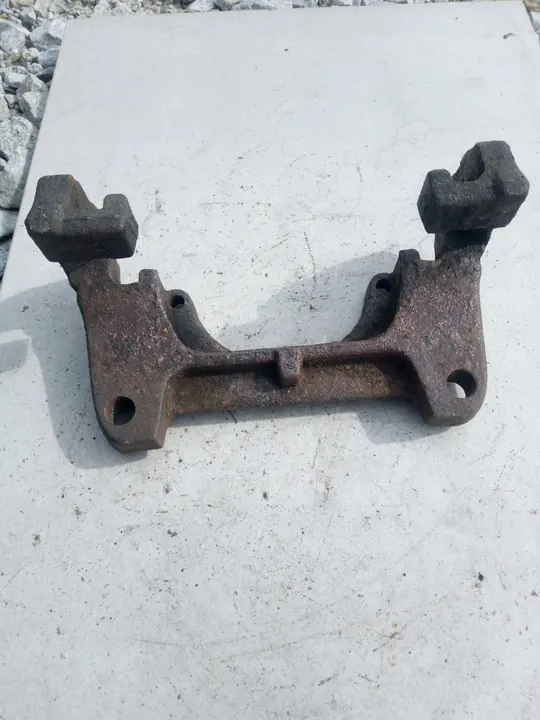 Etupuristimen kiinnike Audi A6 S6 C6 4B0615125C image 3