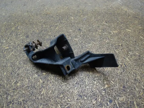 Suporte de para-choque AUDI TT 8J 06-14 8J0806540A image 2