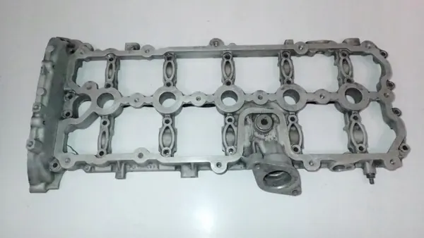 Couvercle de culasse OEM 07L103285N pour Audi RS6 C6 image 2
