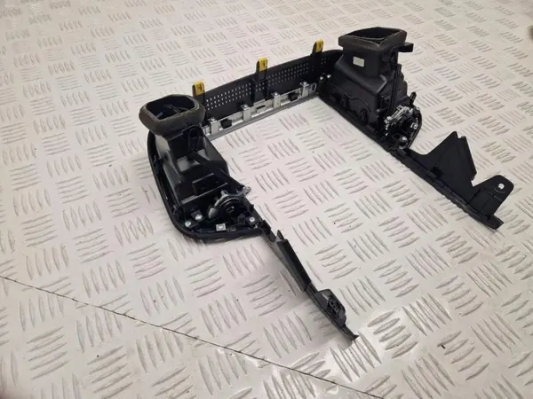 Prise d'air console OEM 682603660R pour Renault Talisman image 6
