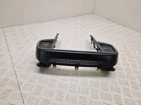 Prise d'air console OEM 682603660R pour Renault Talisman image 8