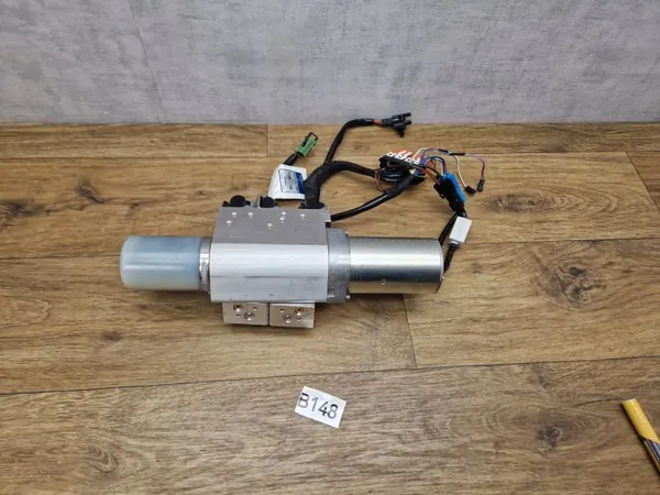 BMW OEM 7344440 Dachhydraulikpumpe - Gebraucht image 7