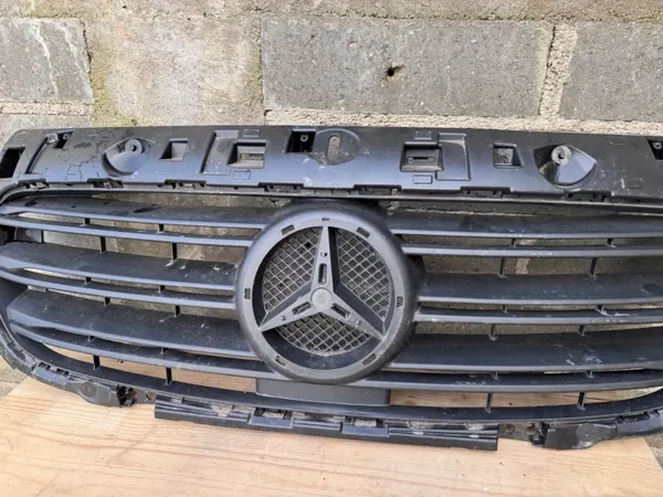 Mercedes Citan II etupaneeli OEM A4205030000 image 4