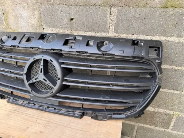Mercedes Citan II etupaneeli OEM A4205030000 image 5