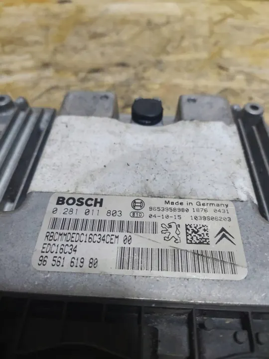 ECU Peugeot 307 0281011803 9656161980 Usado image 8