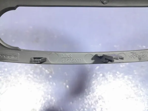 Opel Insignia A radio-displayframe OEM 495050031 image 4