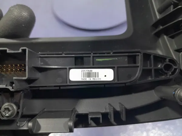 Opel Insignia A radio-displayframe OEM 495050031 image 5