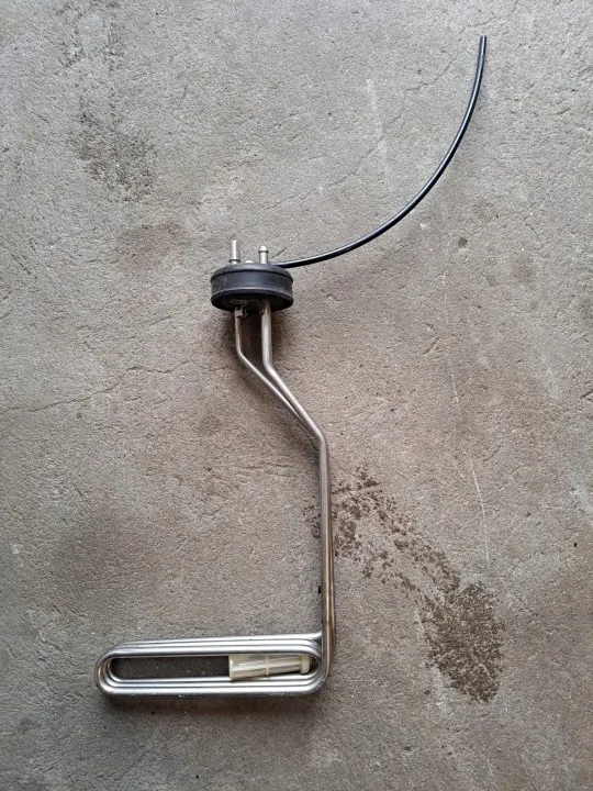Tanque AdBlue OEM VOLVO FL FE RENAULT MIDLUM DXI image 2