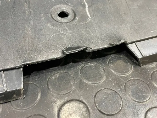 Bouclier Pare-chocs Avant Tesla Model 3 OEM 1694313-99-A image 4