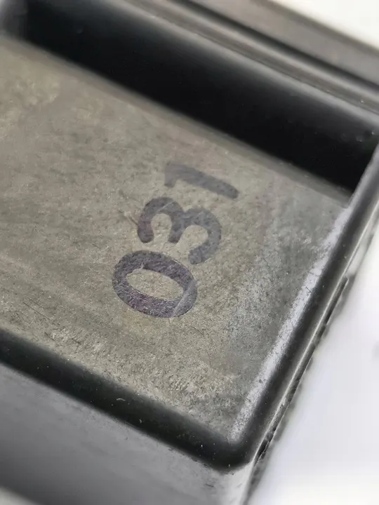 Audi A6 S6 C5 2003 Relais 00488502 image 3