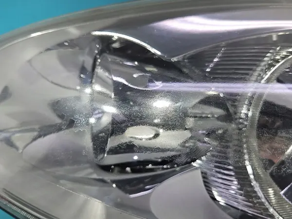 Farol esquerdo Fiat Linea 07-12 image 6