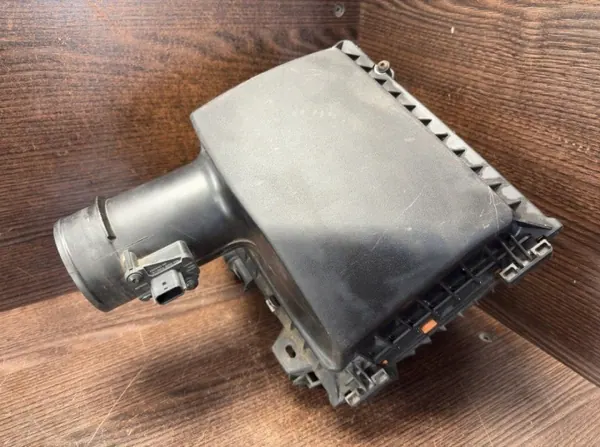 Ilmansuodatin OEM 165009078R Renault Trafic III:lle image 2
