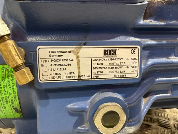 Compresseur à pistons semi-hermétique BOCK HGX34P/315-4 image 6