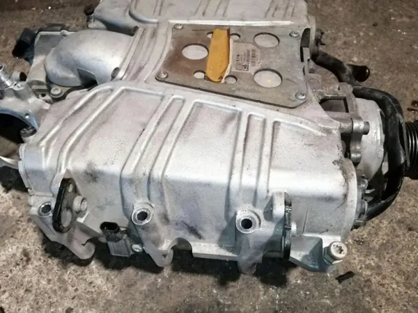 Suporte compressor suspensão OEM 06E145601AT image 10