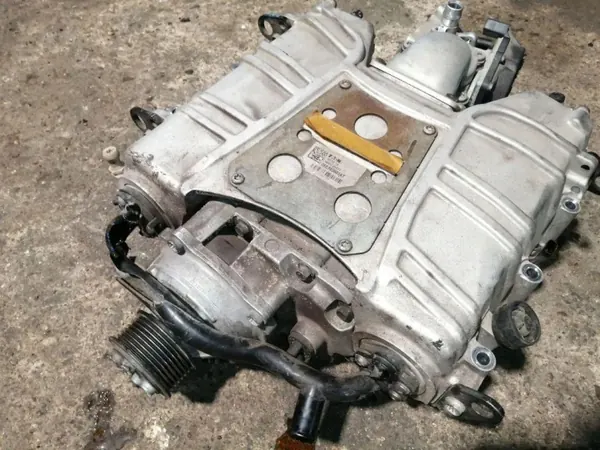 Suporte compressor suspensão OEM 06E145601AT image 6