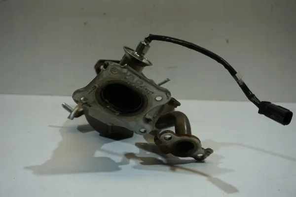 Toyota Yaris Cross Katalysator OEM 89467-K0020 image 4