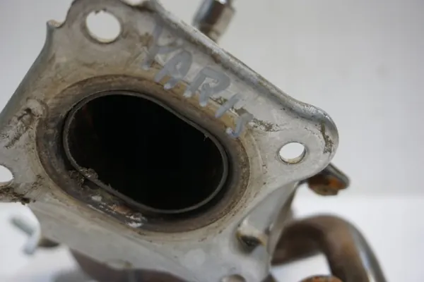 Toyota Yaris Cross Katalysator OEM 89467-K0020 image 5