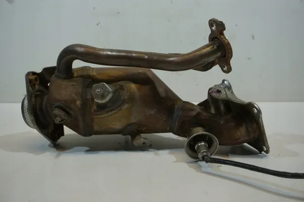 Toyota Yaris Cross Katalysator OEM 89467-K0020 image 7