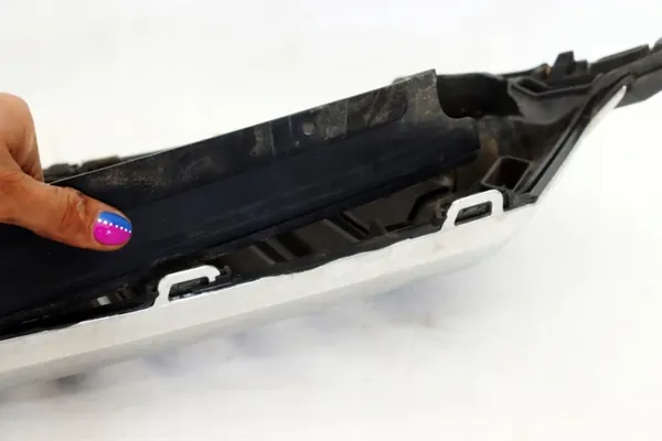 Skoda Octavia IV Grill 5E3853653C image 6