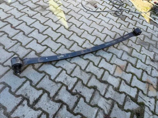 Ressort à lames arrière Mercedes Sprinter 906 OEM A9063201806 image 2