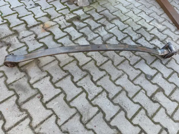 Ressort à lames arrière Mercedes Sprinter 906 OEM A9063201806 image 4