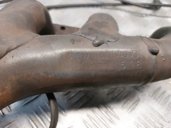 Coletor de escape BMW E39 525i image 3