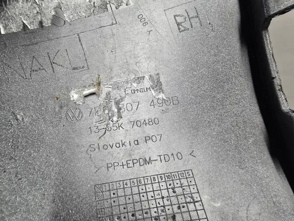 Griglia paraurti anteriore destra VW Touareg 2 7P6807490B image 4