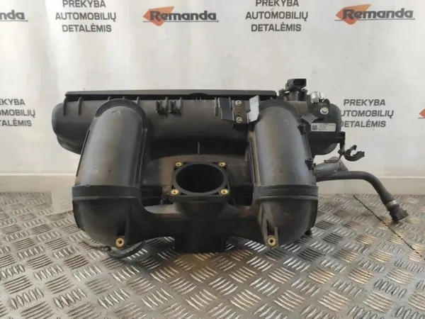Colector de admisión BMW 5 (F10) N53B30UL 3.0L 2011 image 3