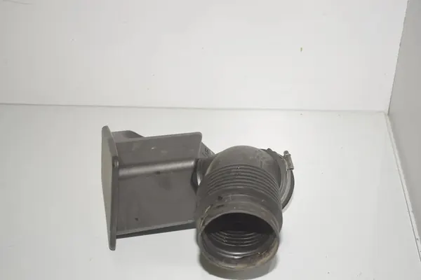 Luftansaugkanalteil BMW 5 TOURING (F11) 3.0L image 2