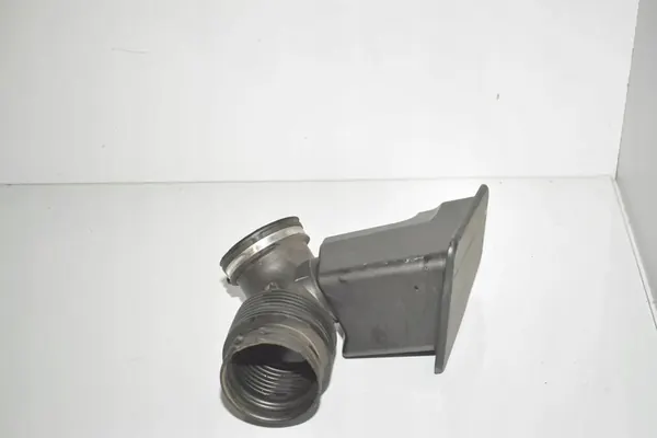 Luftansaugkanalteil BMW 5 TOURING (F11) 3.0L image 3