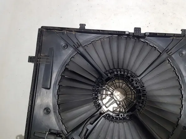 Kylarrubrik Mercedes W205 CLA W117 GLA W156 GLC X253 W213 image 10