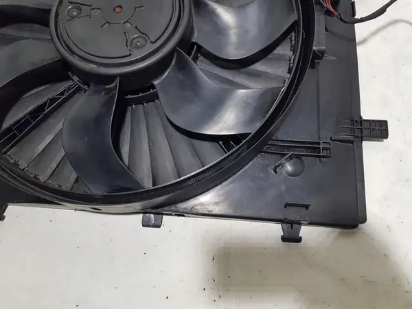 Kylarrubrik Mercedes W205 CLA W117 GLA W156 GLC X253 W213 image 3