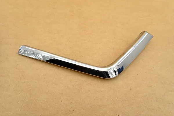 Mitsubishi ASX Etupuskuri Kromi Oikea 6407A172 RH image 2