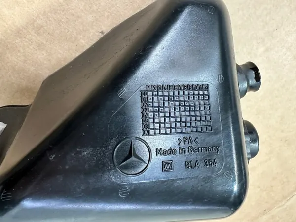 Mercedes-öljypohja OEM A2303200014 SL 550 R230 image 4