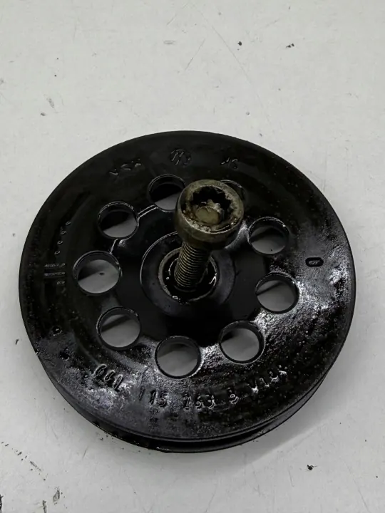 OEM 04L115263B Polia Bomba Óleo & Parafuso Completo image 4