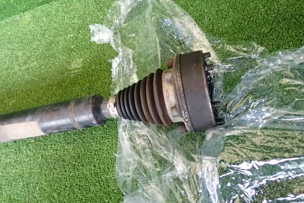 SEAT LEON III 1.4 Höger Halvaxel image 3