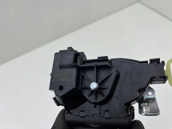 MERCEDES CLA W117 Baklucka Lås A1177500085 image 5