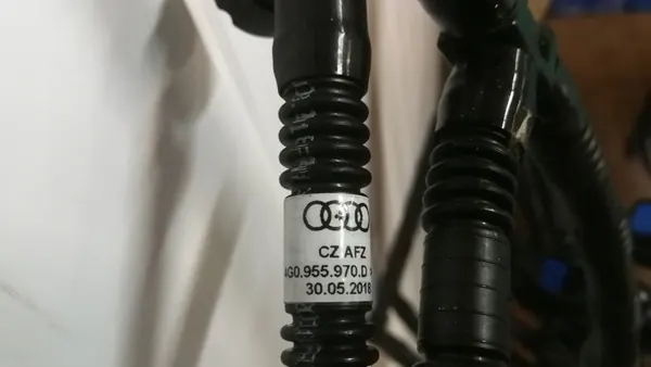 Audi A6 C7 Ruitensproeier Slang Voor 4G0955970D image 8