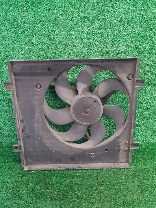 Jäähdyttimen Tuuletin Volkswagen Fox 1.2 6Q0121207E image 3