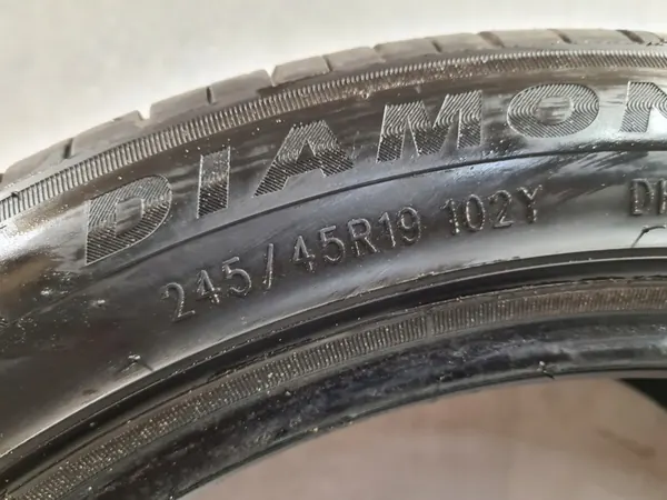 Pneus d'été Diamondback DH201 245/45 R19 Ensemble de 2 image 6