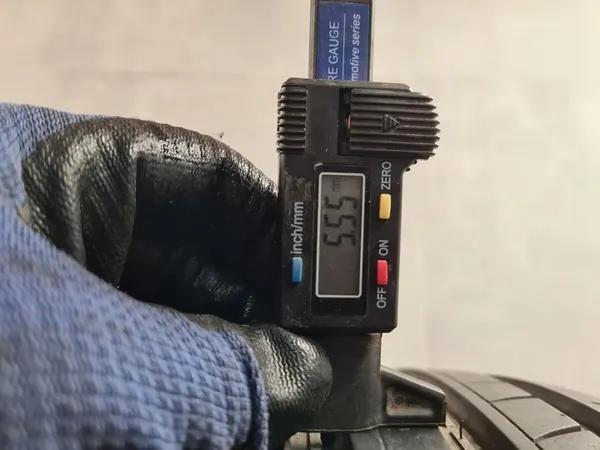 Pneus d'été Diamondback DH201 245/45 R19 Ensemble de 2 image 8