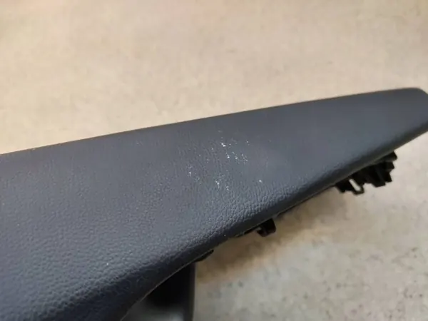 OEM 216323826 Prise AUX Console Centrale pour Renault Clio V image 5