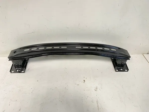 Etupuskuri vahvistus Skoda Octavia 3 III 2012-20 image 6