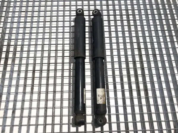 OEM A9073202800 Takaiskunvaimennin Mercedes Sprinterille image 8