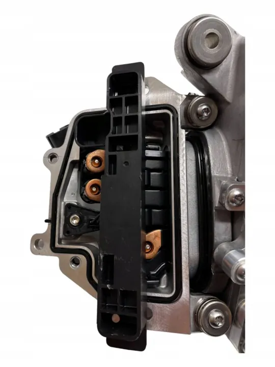 Mercedes AMG GT43 convertermodule OEM A2569001600 image 6